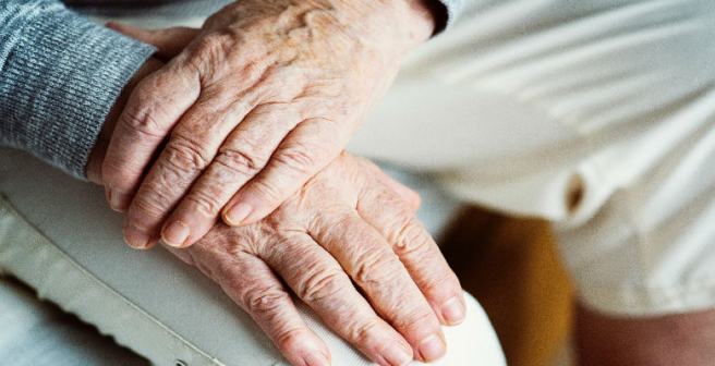 A study finds link between DNA methylation and human life span