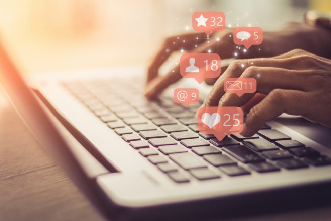 18 Common Writing Mistakes on Social Media [Infographic]