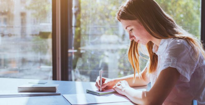 write a research paper title