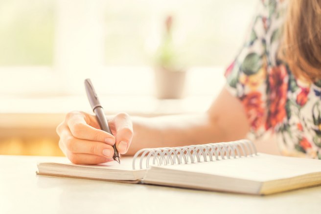 8 Quick tips to create a great research paper title