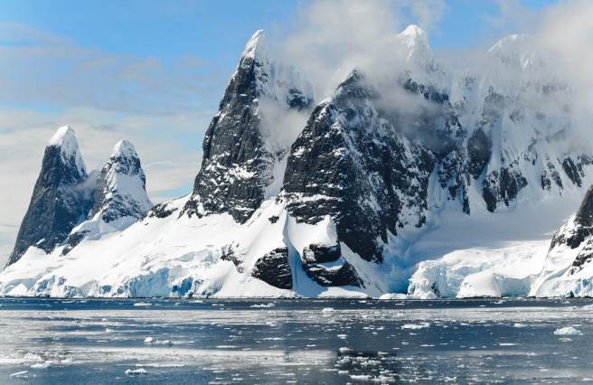 Discovery of ‘oxygen oasis’ in Antarctic lake hints at Earth’s past