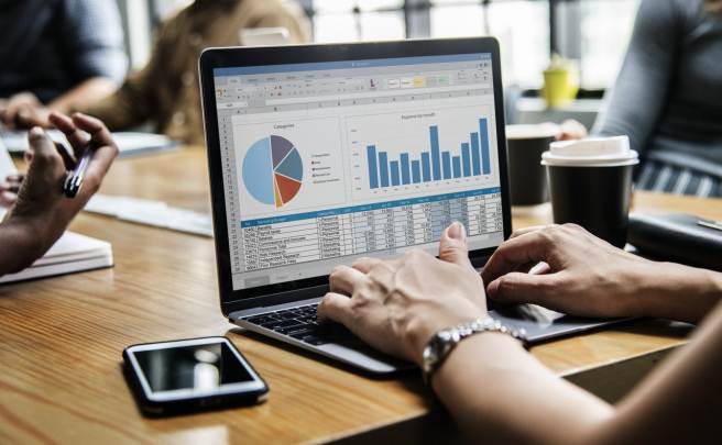 Does an academic copy-editor require knowledge of statistics?