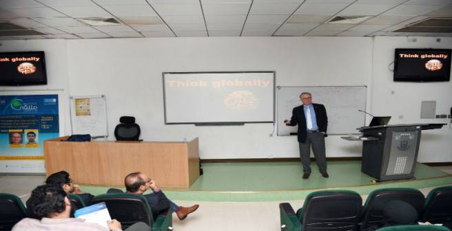 Editage workshop at King Saud University on increasing a manuscript's chances of acceptance