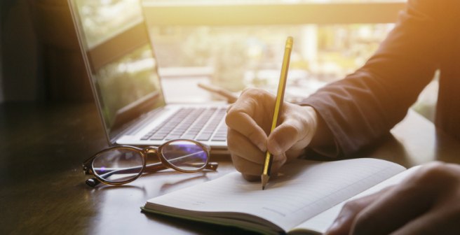 How to write an effective title and abstract and choose appropriate keywords