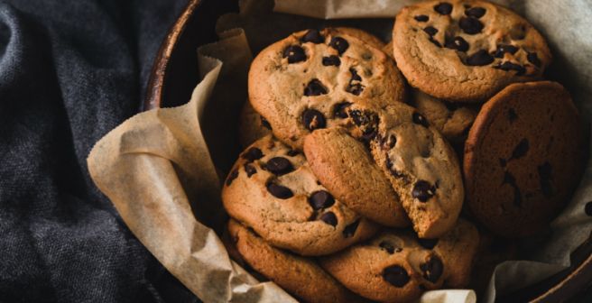 I bake to avoid the mounds of writing I should be attending to