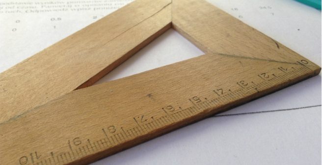 Common errors in scientific representation of numbers and units of measurement