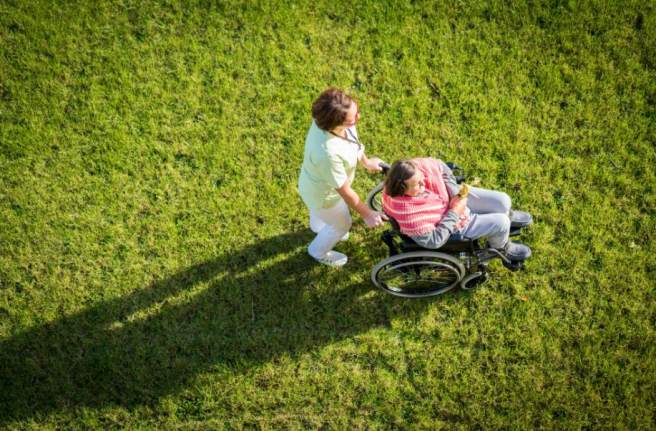  New study shows how infrared lasers destroy harmful protein aggregates in Alzheimer’s