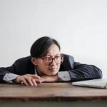How to avoid procrastination and stick to writing goals