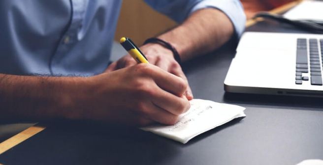 Three things to consider when inquiring about your manuscript status at a journal