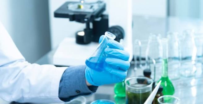 10 lab safety rules that every scientist should follow