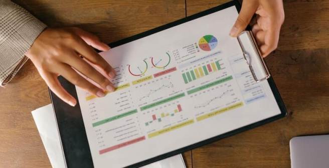 7 Biases in qualitative research that researchers need to prevent