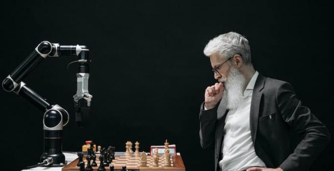 AI and peer review: Collaborative intelligence and human expertise
