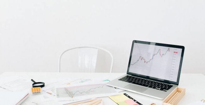 Using bayesian statistics for meta-analysis: A handy guide for biomedical researchers